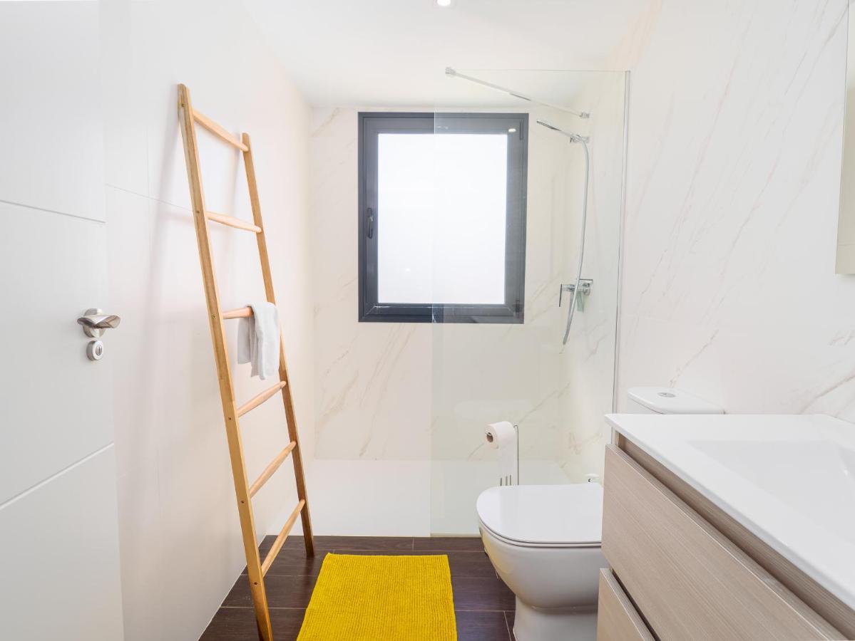 2306 - Brand New Apt, Walking Distance To Beach! Casares Zewnętrze zdjęcie